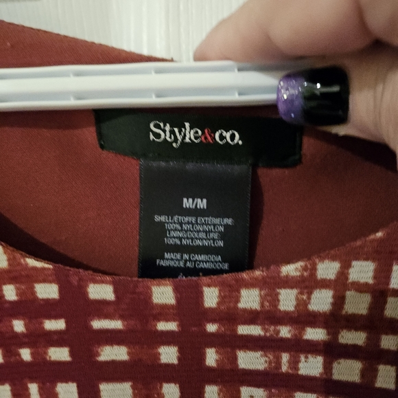 Ladies top - Picture 2 of 2